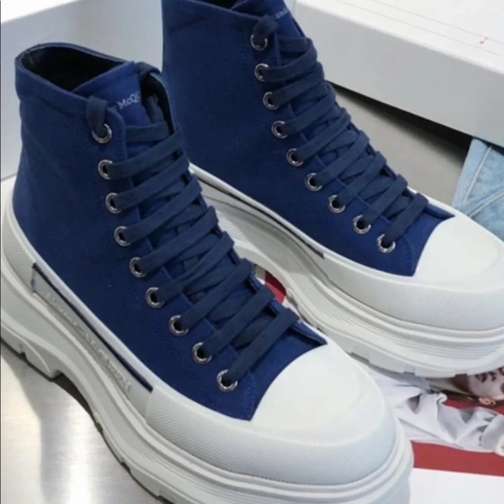 Alexander McQueen style . Navy Shoes.brand new - Picture 2 of 3